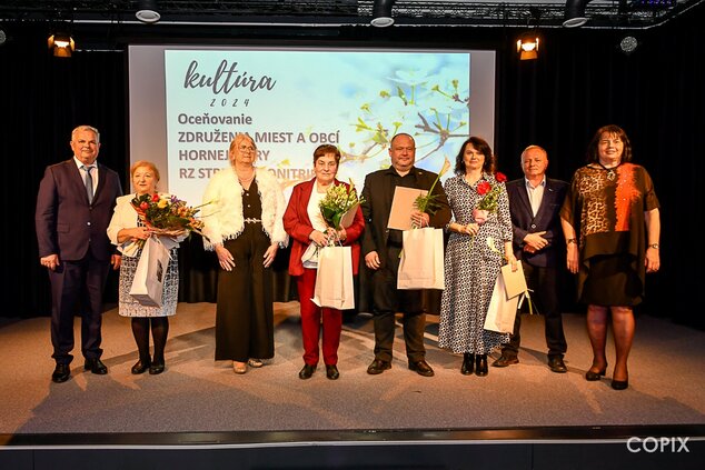 Poďakovanie ZMO Región Stredné Ponitrie za výrazný podiel na rozvoji miestnej kultúry ©Milan Tarabčík